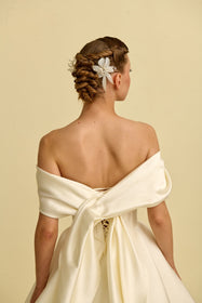 Load image into Gallery viewer, Romantik tasarımı, zarif dantel detayları ve modern çizgileriyle her gelin için özel olarak tasarlanmış A kesim, prenses ve balık model gelinlik koleksiyonu.