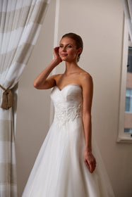 Load image into Gallery viewer, a-kesim-straplez-gelinlik