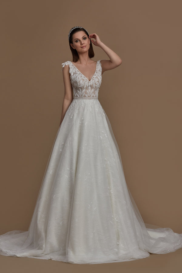 Akay A kesim gelinlik modeli, modern çiçek dantel detaylı klasik ve romantik A line gelinlik