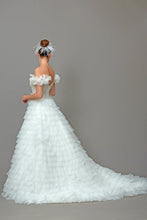 Görseli Galeri görüntüleyiciye yükleyin, prenses gelinlik modeli
