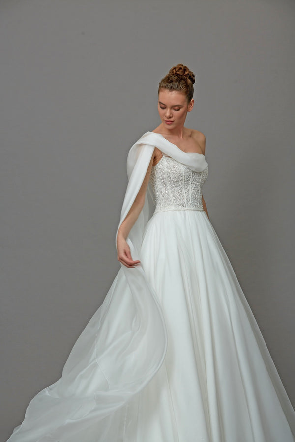 straplez gelinlik modeli