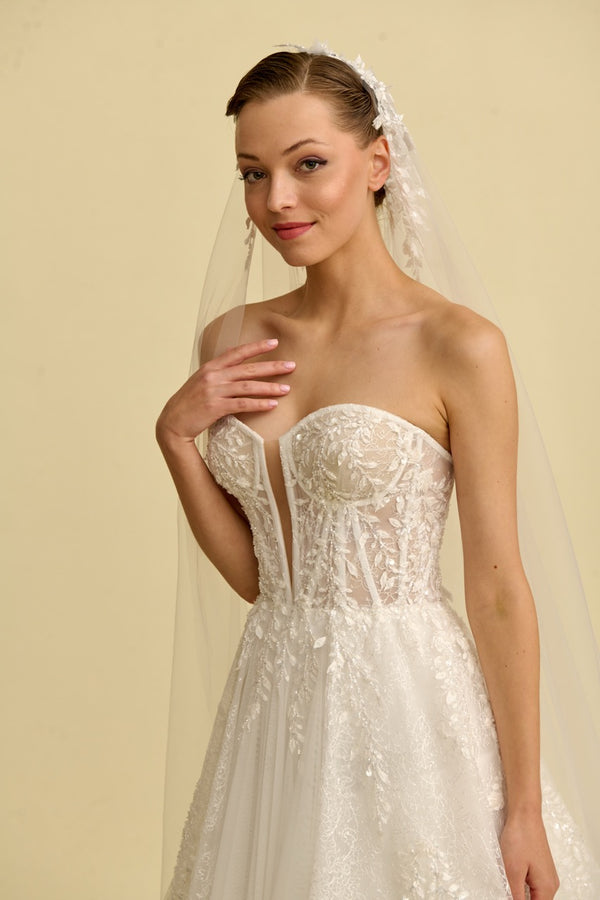 Akay A kesim gelinlik modeli, zarif dantel detaylı klasik ve romantik A line gelinlik