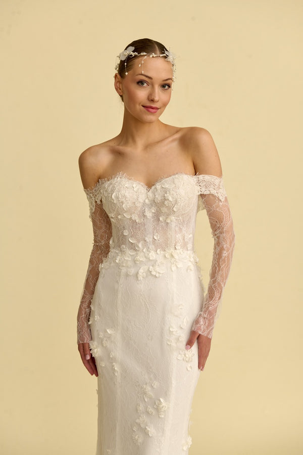 Akay dar kesim balık gelinlik modeli, şık ve sofistike bridal stil gelinlik