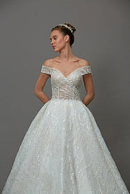 Görseli Galeri görüntüleyiciye yükleyin, Akay kabarık prenses gelinlik modeli, tamamen işlemeli prenses kesim gelinlik
