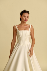 Load image into Gallery viewer, Akay kabarık prenses gelinlik modeli, prenses kesim kabarık etekli şık gelinlik tasarımı
