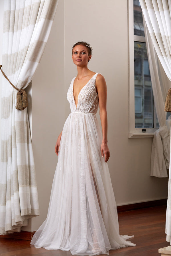 Akay bohem gelinlik modeli, helen siluetli modern gelinlik tasarımı