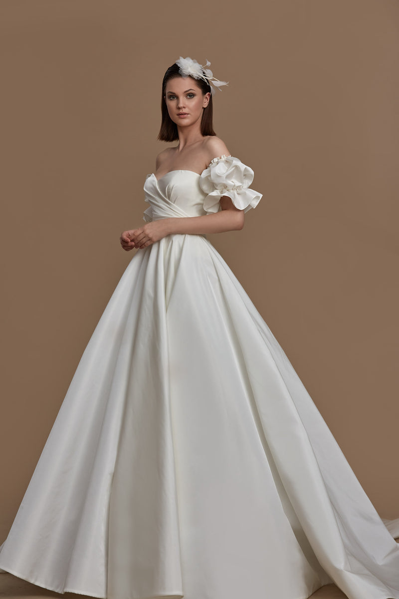 wedding dress model – AKAY