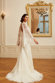 Load image into Gallery viewer, balık-gelinlik-bridal
